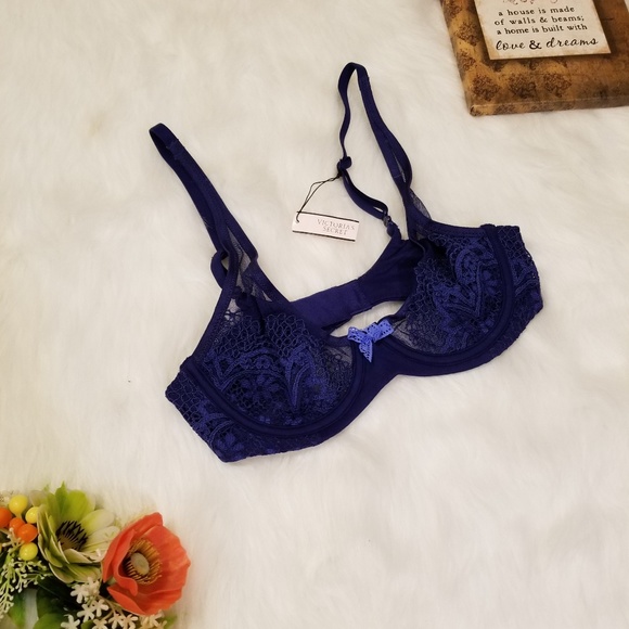 Victoria's Secret Other - 🌻🌺🌻NWT VICTORIA'S SECRET LACE LINGERIE DEMI BRA